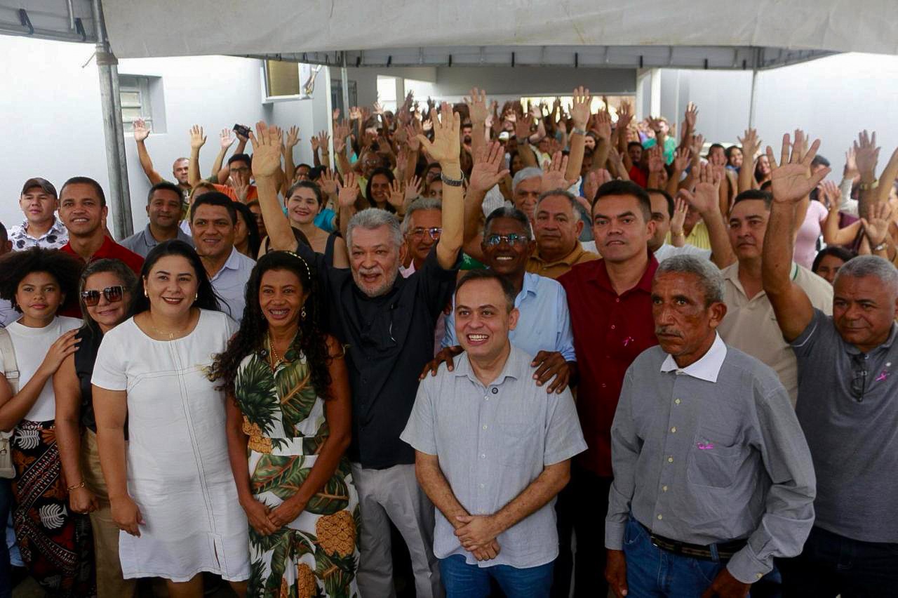 Deputado Catulé Júnior inaugura Gabinete Social no município de Caxias