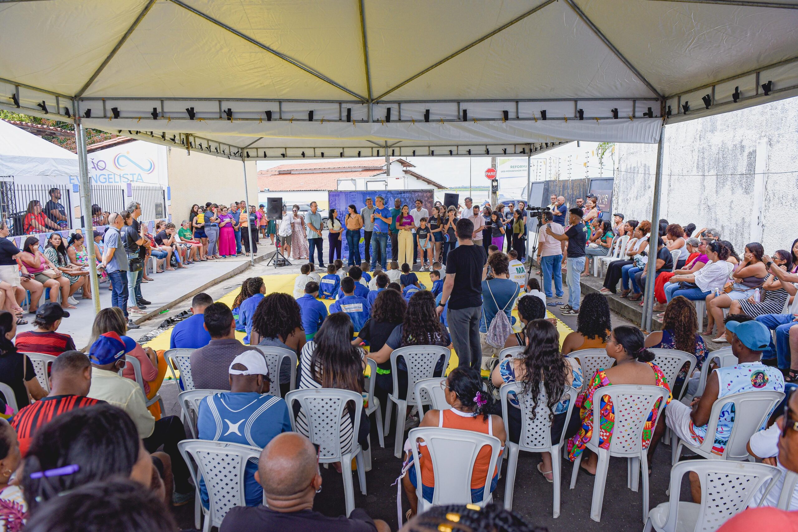Neto Evangelista reinaugura Instituto João Evangelista no São Francisco