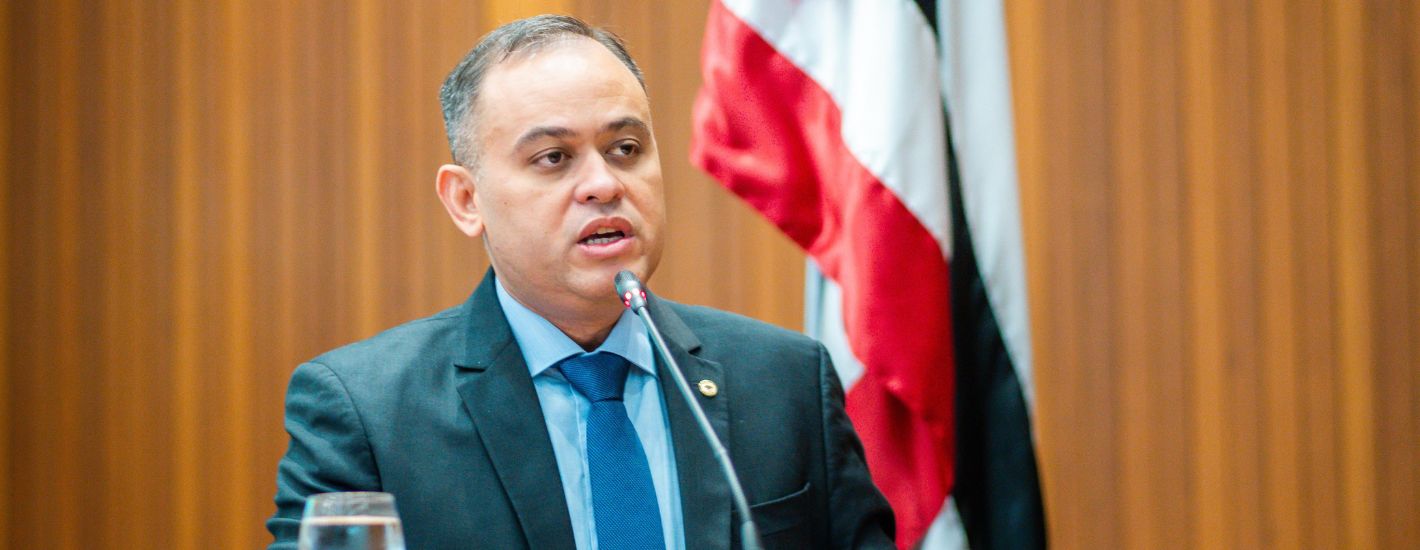 Catulé Júnior atua para impedir fechamento do curso de Medicina de Caxias