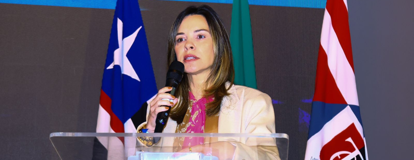 Deputada Dra. Vivianne representa Assembleia Legislativa no Encontro Maranhense de Controle