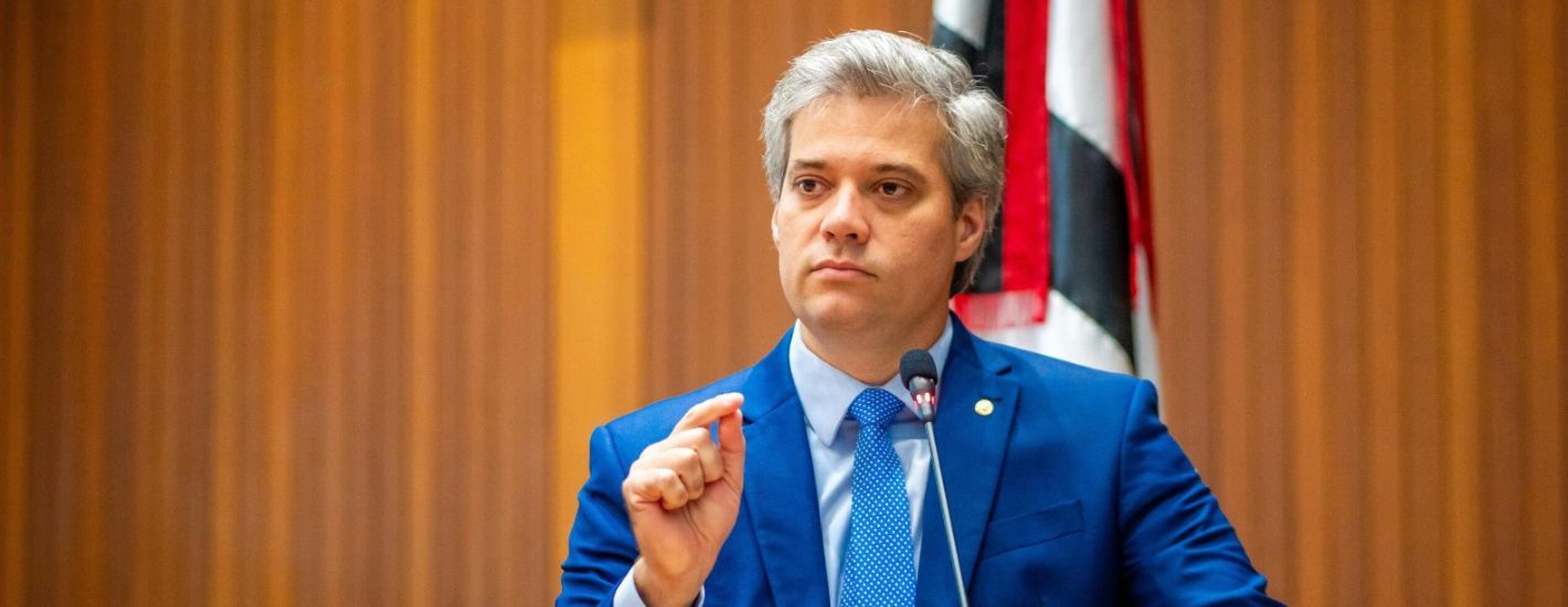 Neto Evangelista destaca obras e serviços entregues pelo governo Brandão