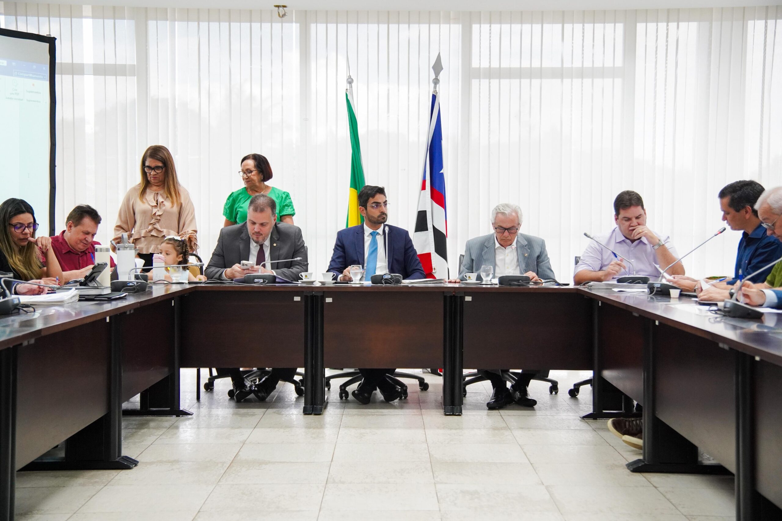 CCJ emite parecer favorável à aprovação de PL que cria programa ‘Maranhão Sem Fronteiras’