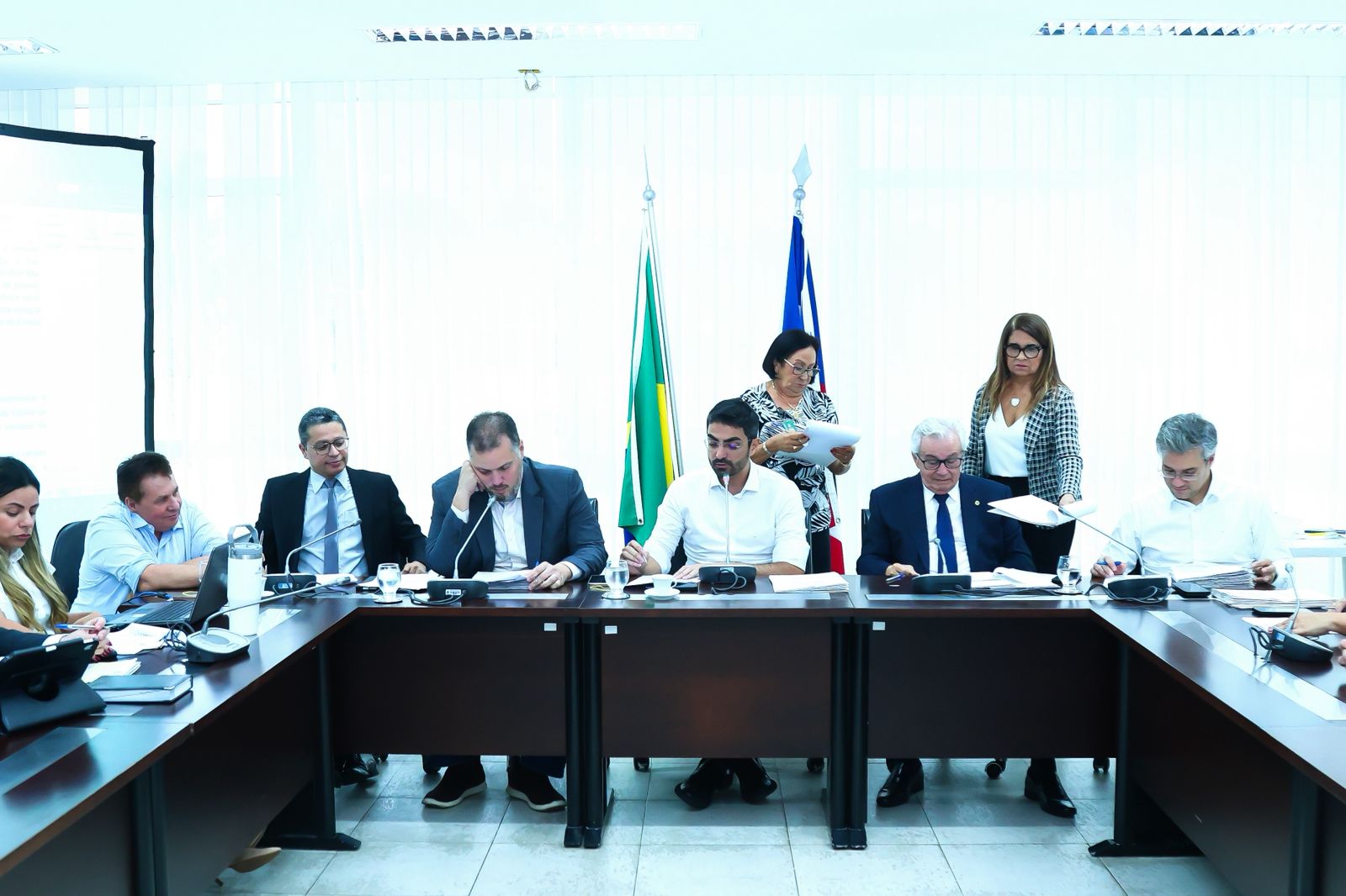 CCJ dá parecer favorável à MP que institui programa de incentivo ao desenvolvimento de centros de distribuição