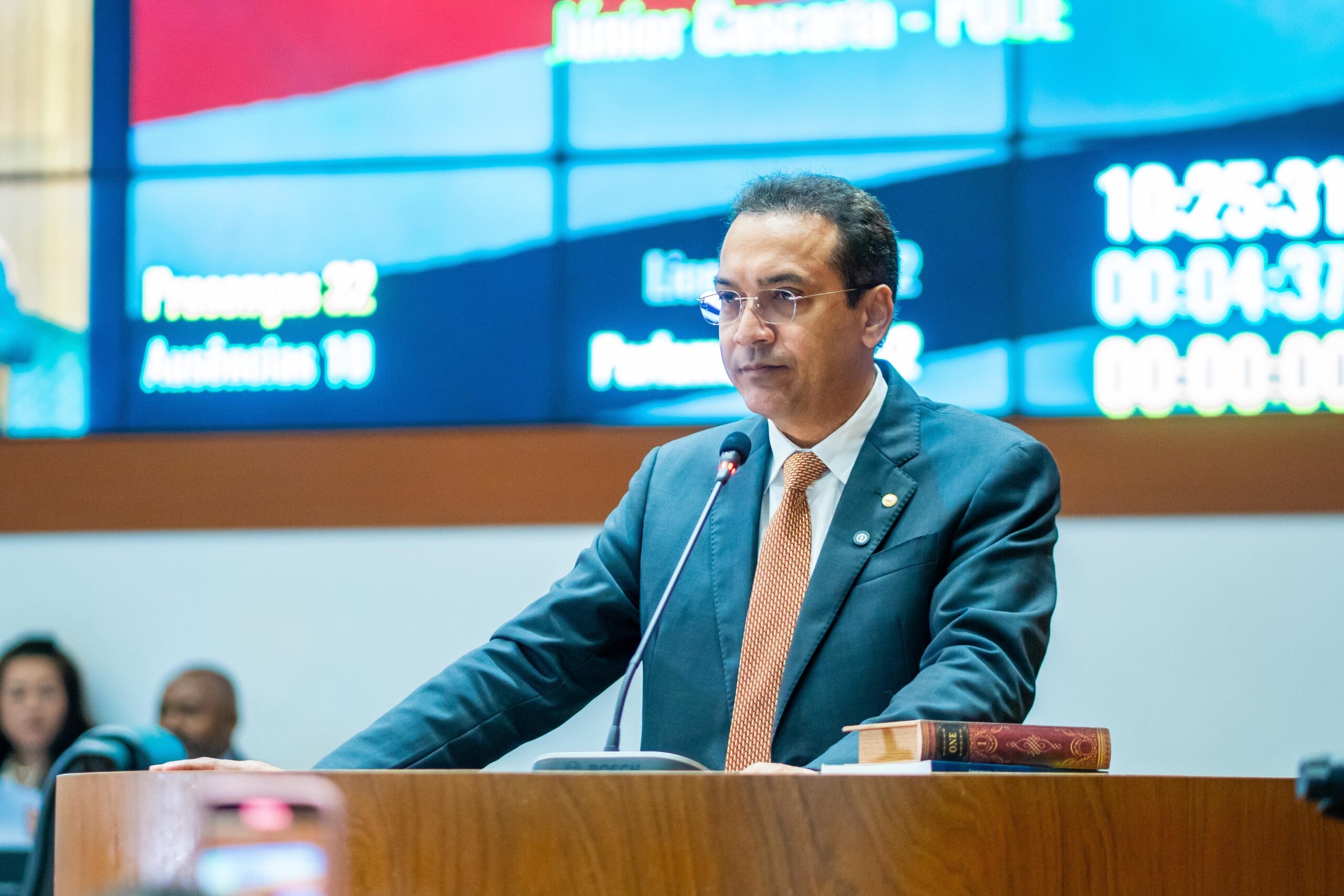 Junior Cascaria propõe lei para garantir divulgação da qualidade da água no Maranhão