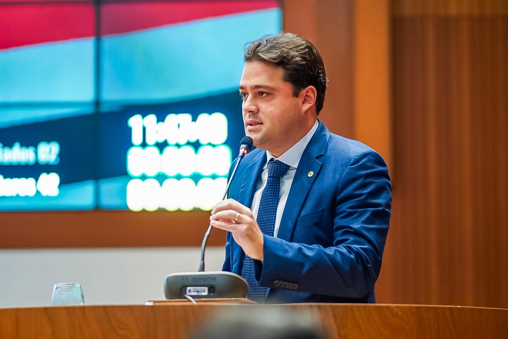 Lei de Leandro Bello estabelece que escolas justifiquem, por escrito, recusa de matrículas