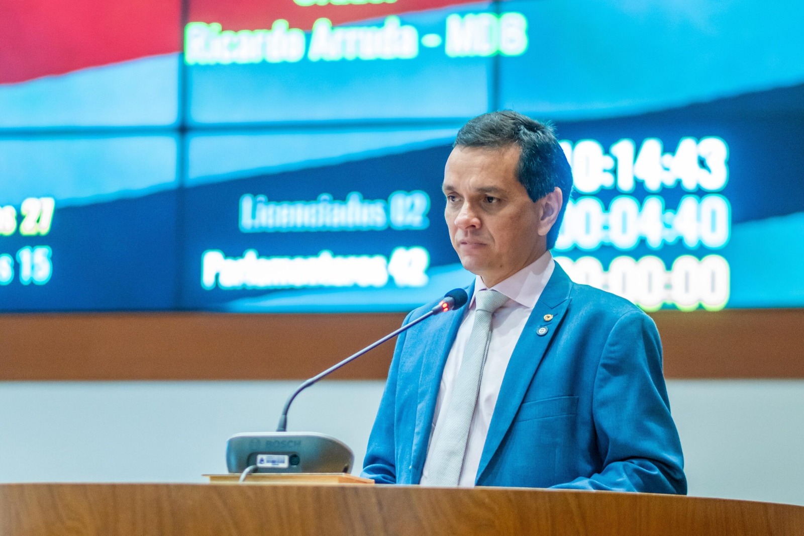 Ricardo Arruda destaca avanços do governo nas áreas da saúde e segurança