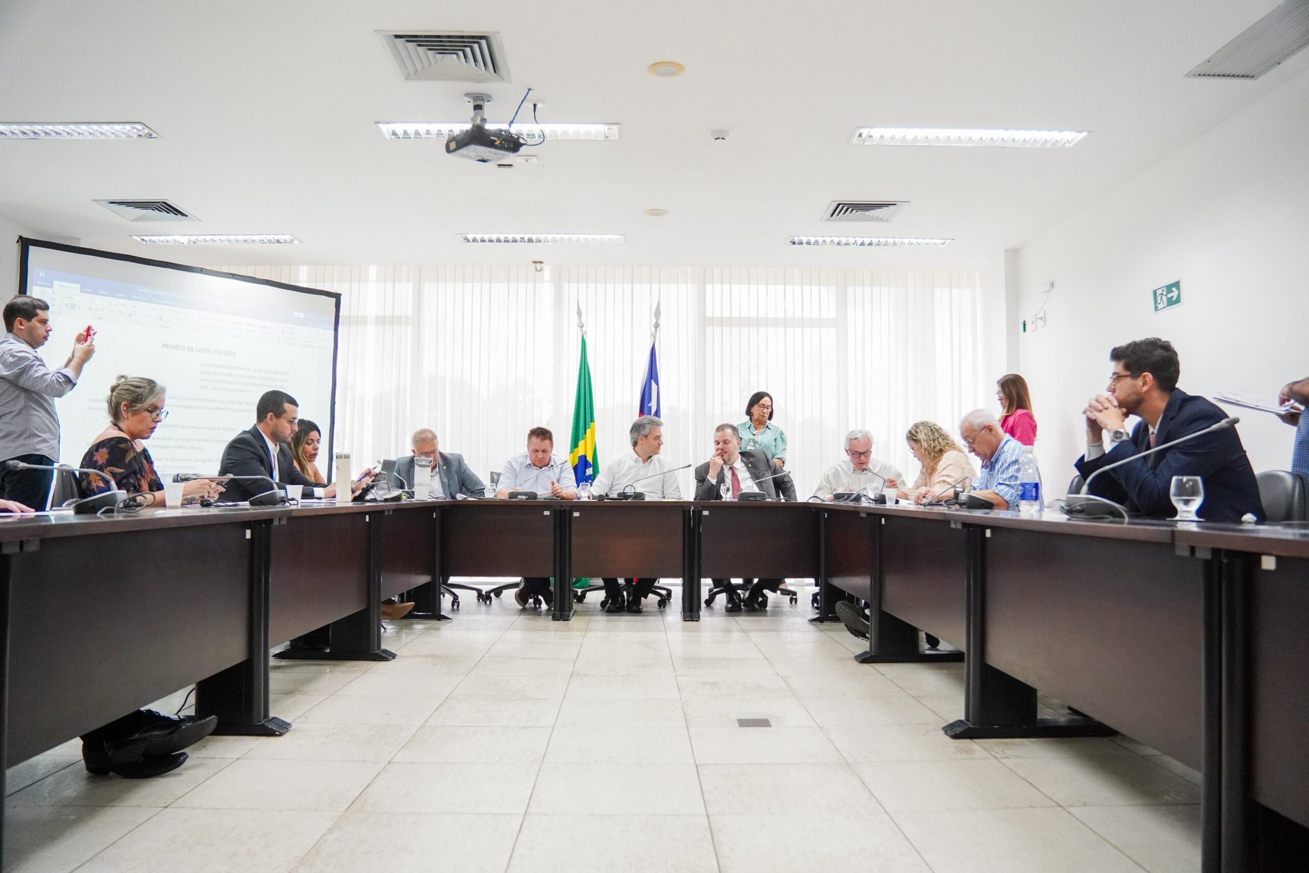 CCJ dá parecer favorável à MP que altera estrutura do Corpo de Bombeiros