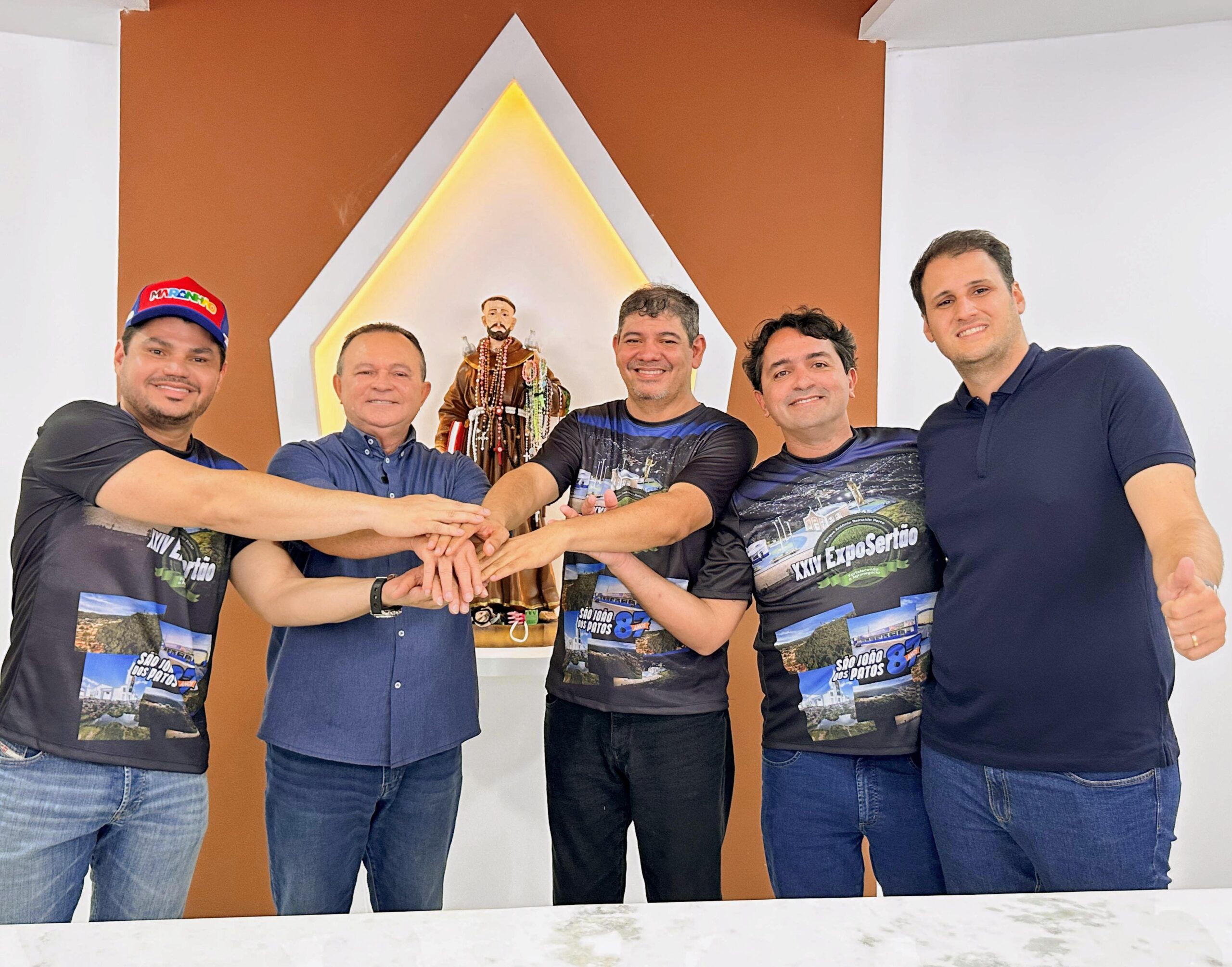 Guilherme Paz participa de entrega de obras em São João dos Patos