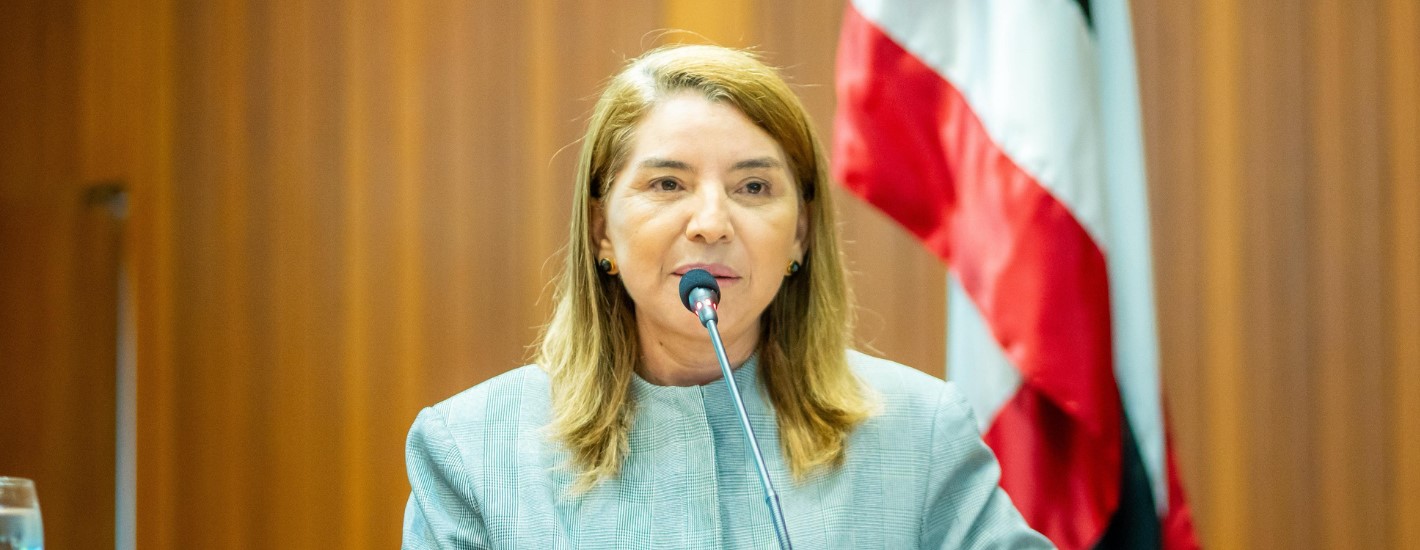 Iracema Vale celebra aniversário de Urbano Santos e reafirma compromisso com seu grupo político