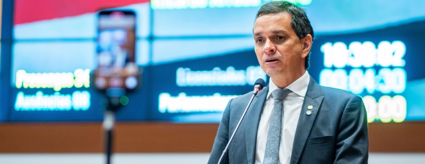 Ricardo Arruda destaca avanços no atendimento dos serviços de hemodiálise no estado