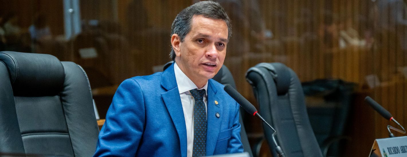 Ricardo Arruda ressalta valorização salarial dos militares do Maranhão e rebate narrativa da oposição