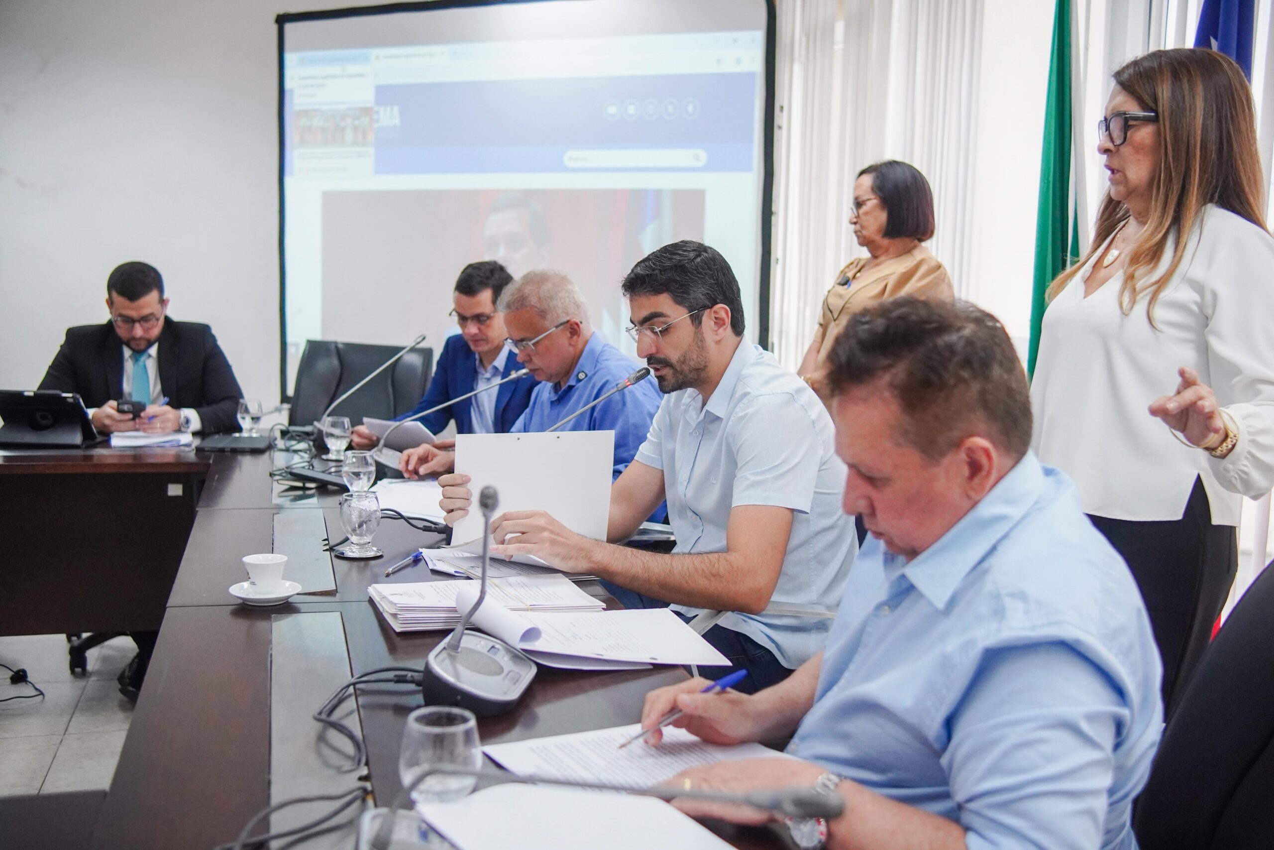 CCJ dá parecer favorável à MP que institui Política de Educação Integral no Maranhão