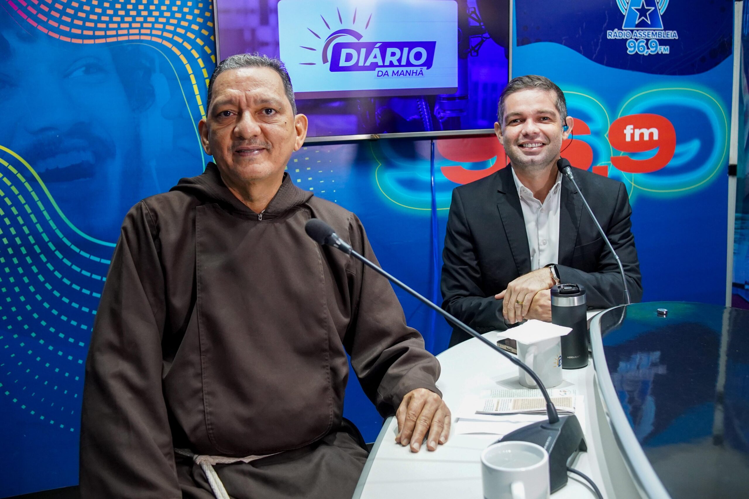 Frei Santiago destaca, no ‘Diário da Manhã’, a programação do Jubileu das Famílias