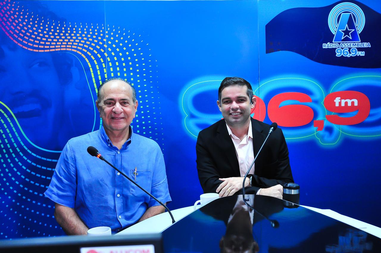 ‘Diário da Manhã’ – Aparício Bandeira dá detalhes de obras do governo como as Avenidas Litorânea e Metropolitana