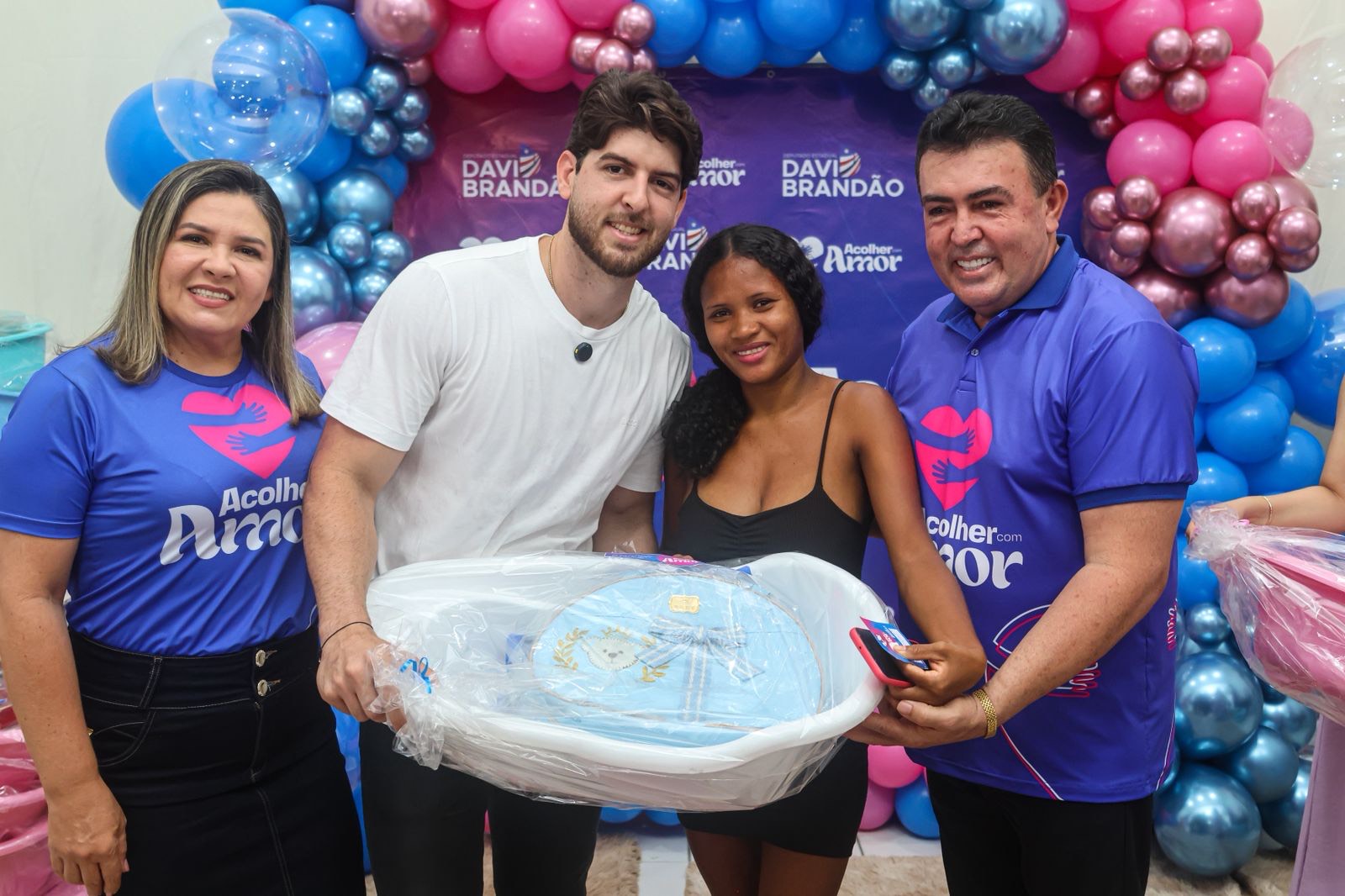 Projeto “Acolher com Amor”, que tem apoio do deputado Davi Brandão, leva carinho e cuidado a gestantes bacabalenses
