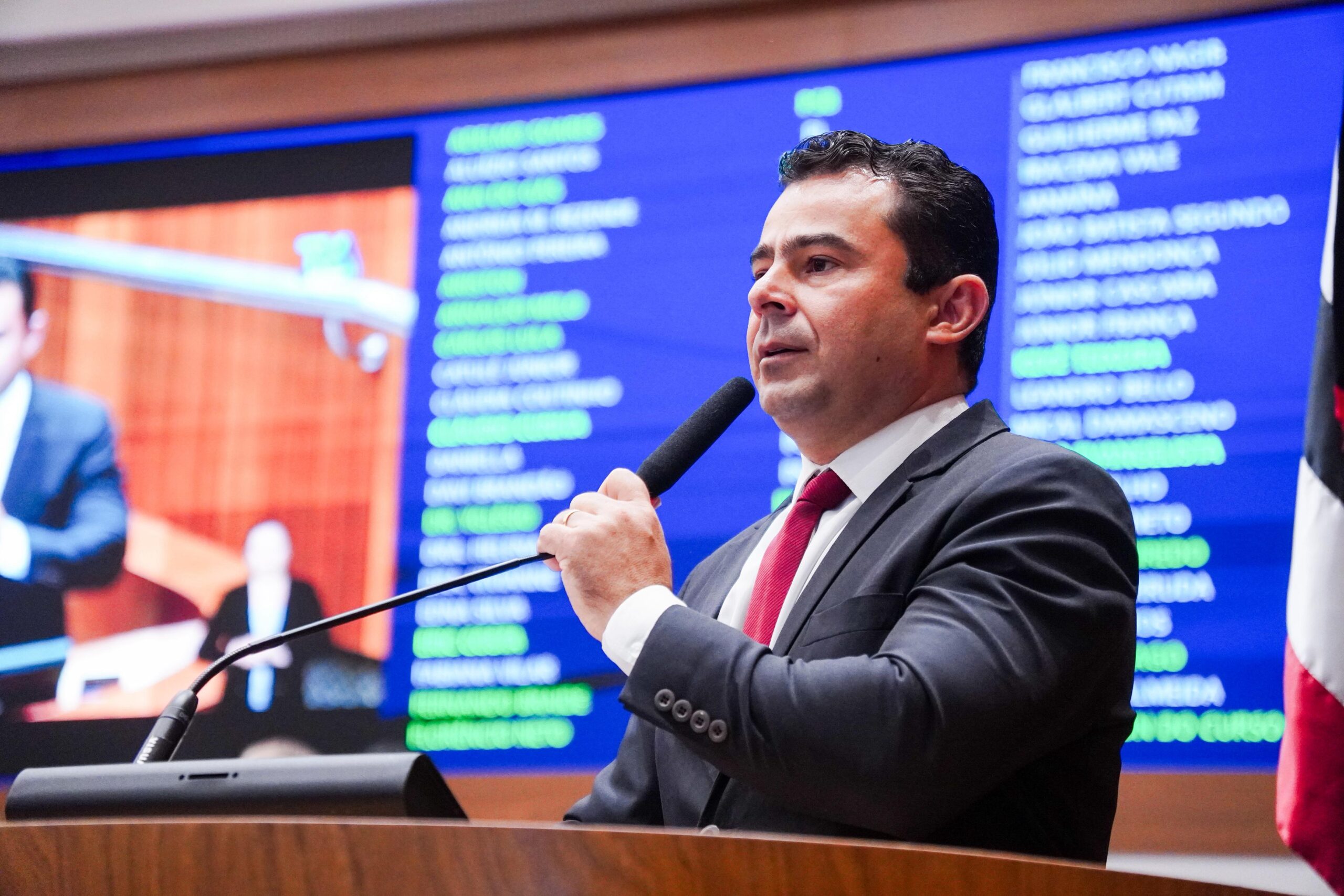 Eric Costa repercute investimentos do Governo do Estado em Davinópolis