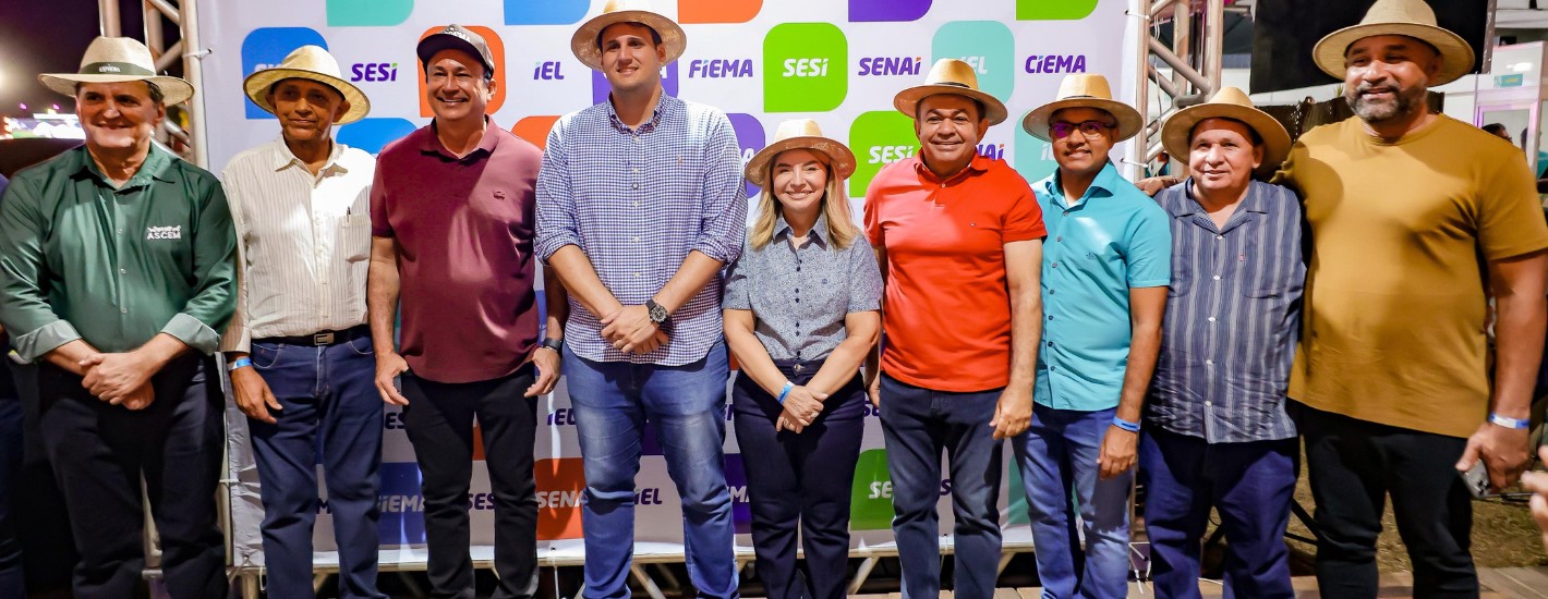 Iracema Vale participa da abertura da 65ª edição da Expoema, em São Luís