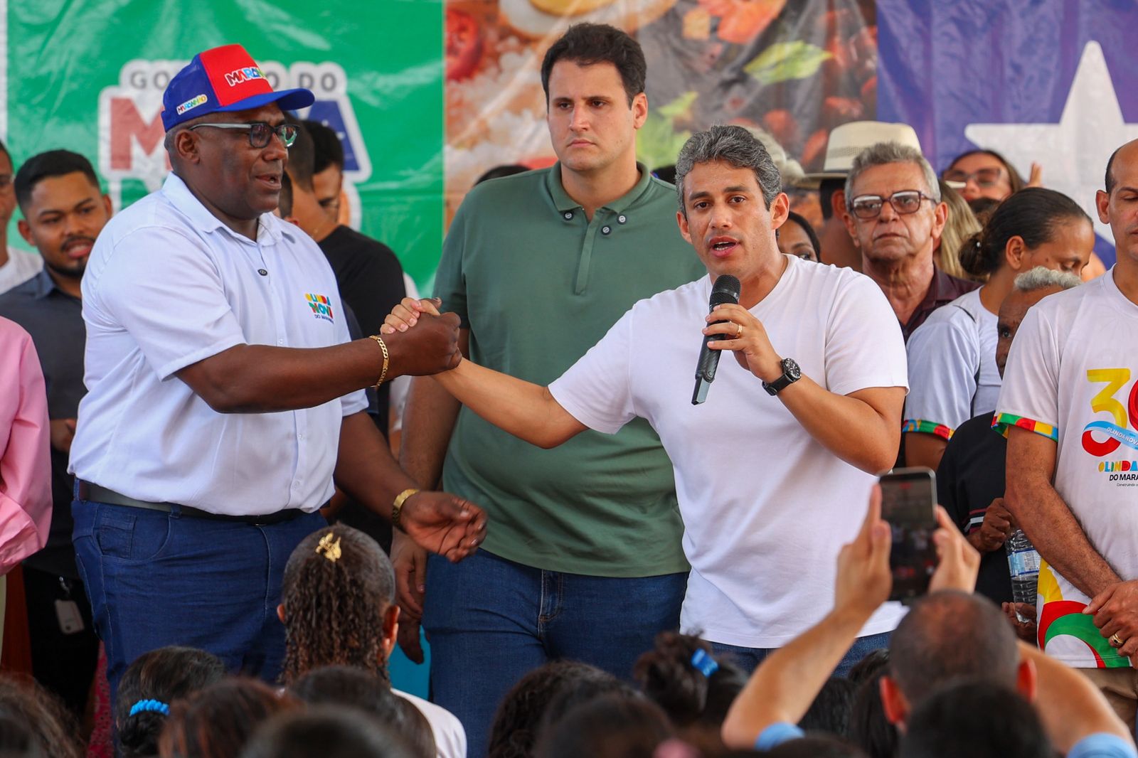 Deputado Osmar Filho acompanha entrega de benefícios e obras em Olinda Nova do Maranhão