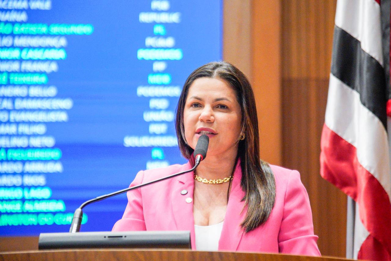 Solange Almeida destaca avanços no município de Igarapé do Meio em diversas áreas