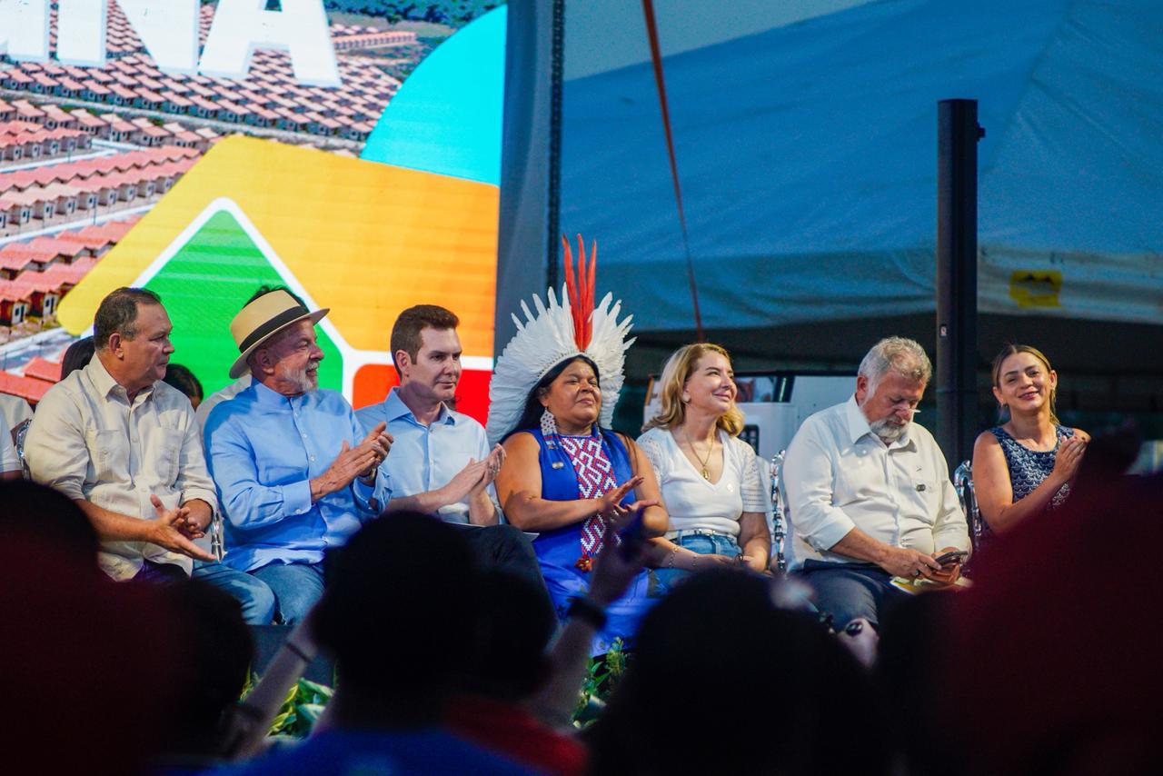 Iracema Vale participa de agenda ao lado do presidente Lula em Imperatriz