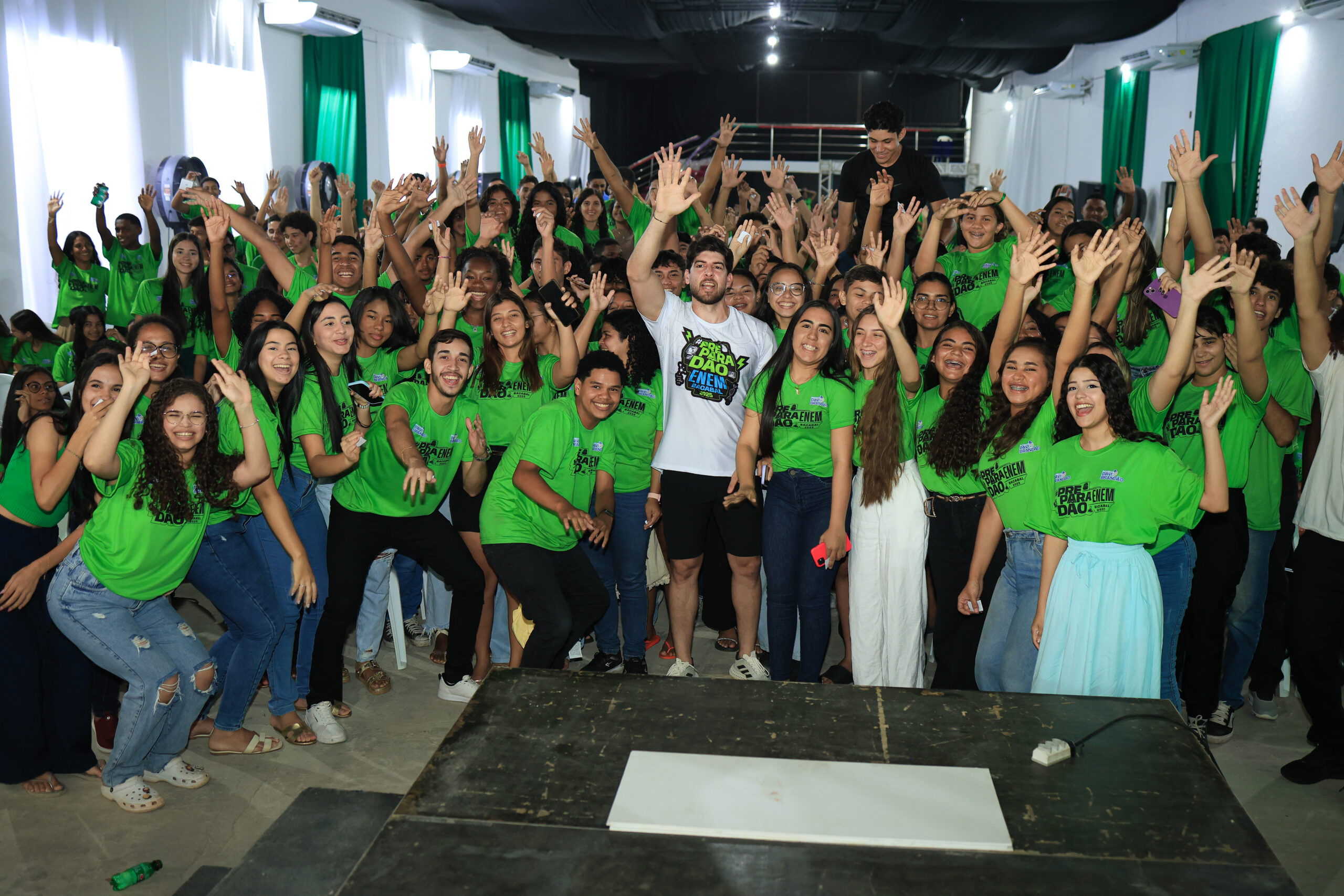 Mais de mil estudantes participam do “Preparadão ENEM” idealizado pelo deputado Davi Brandão em Bacabal