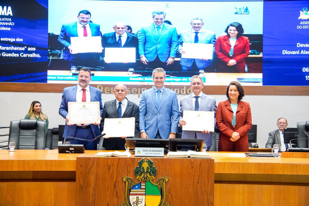 Título de Cidadão Maranhense a tabeliães de São Luís