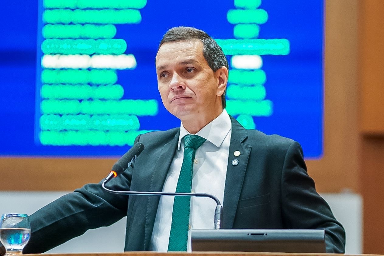 Ricardo Arruda repercute rejeição das contas de Mercial e denuncia perseguição política do prefeito Gilson Bonfim