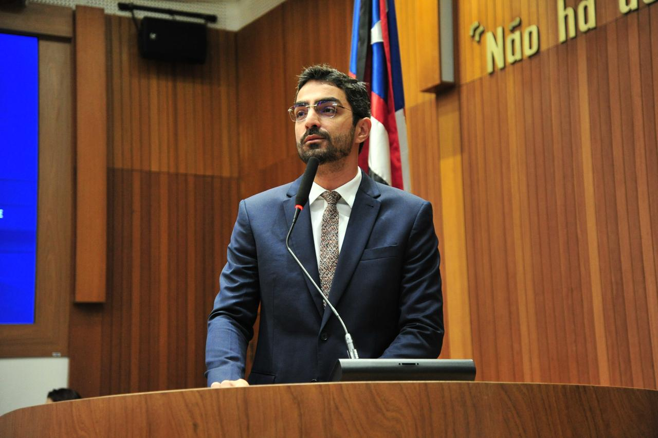 Florêncio Neto destaca início de obras de terminal em Olho d’Água das Cunhãs