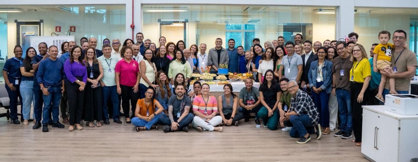 Servidores da Diretoria de Comunicação celebram os 15 anos da TV Assembleia