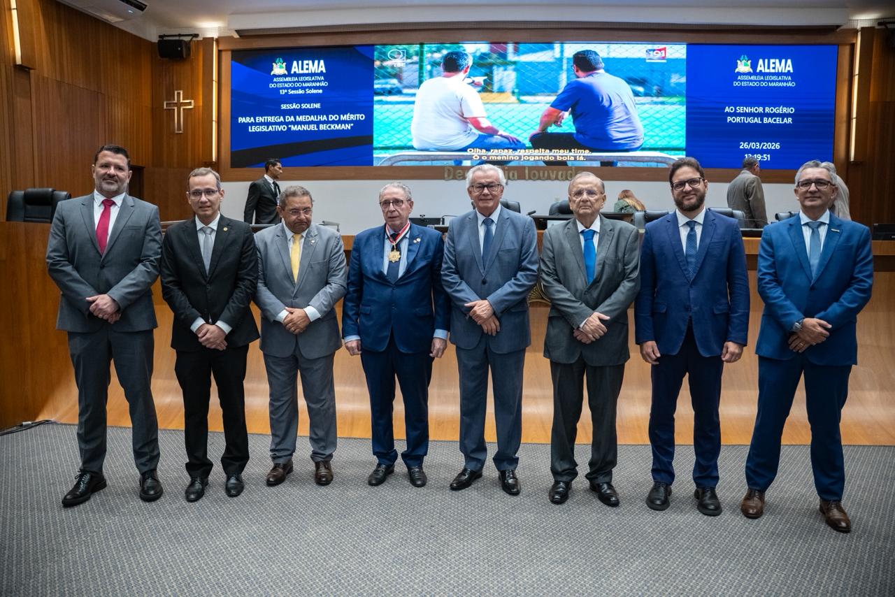 Sessão Solene de entrega da Medalha Manuel Beckman a Rogério Bacelar