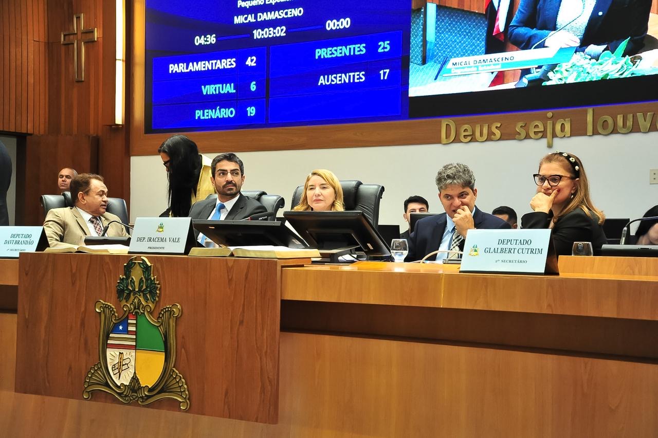 Aprovado PL do deputado Ariston que institui o programa ‘Praia para Todos’ no Maranhão