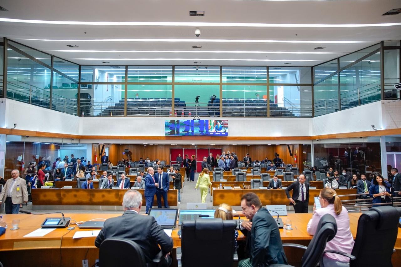 Assembleia aprova medida provisória que cria programa de capacitação e apoio a motociclistas