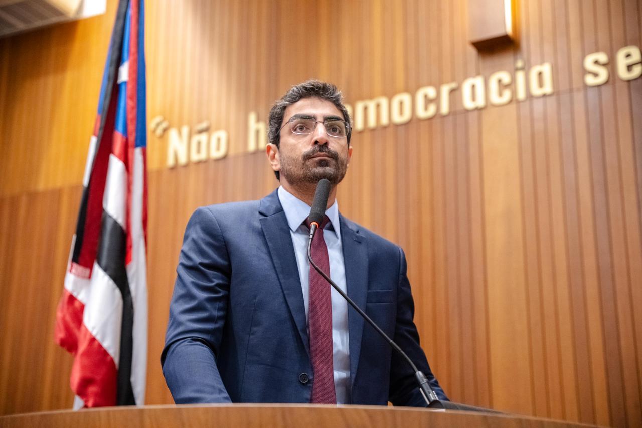 Florêncio Neto chama atenção para déficit no atendimento escolar em Turiaçu