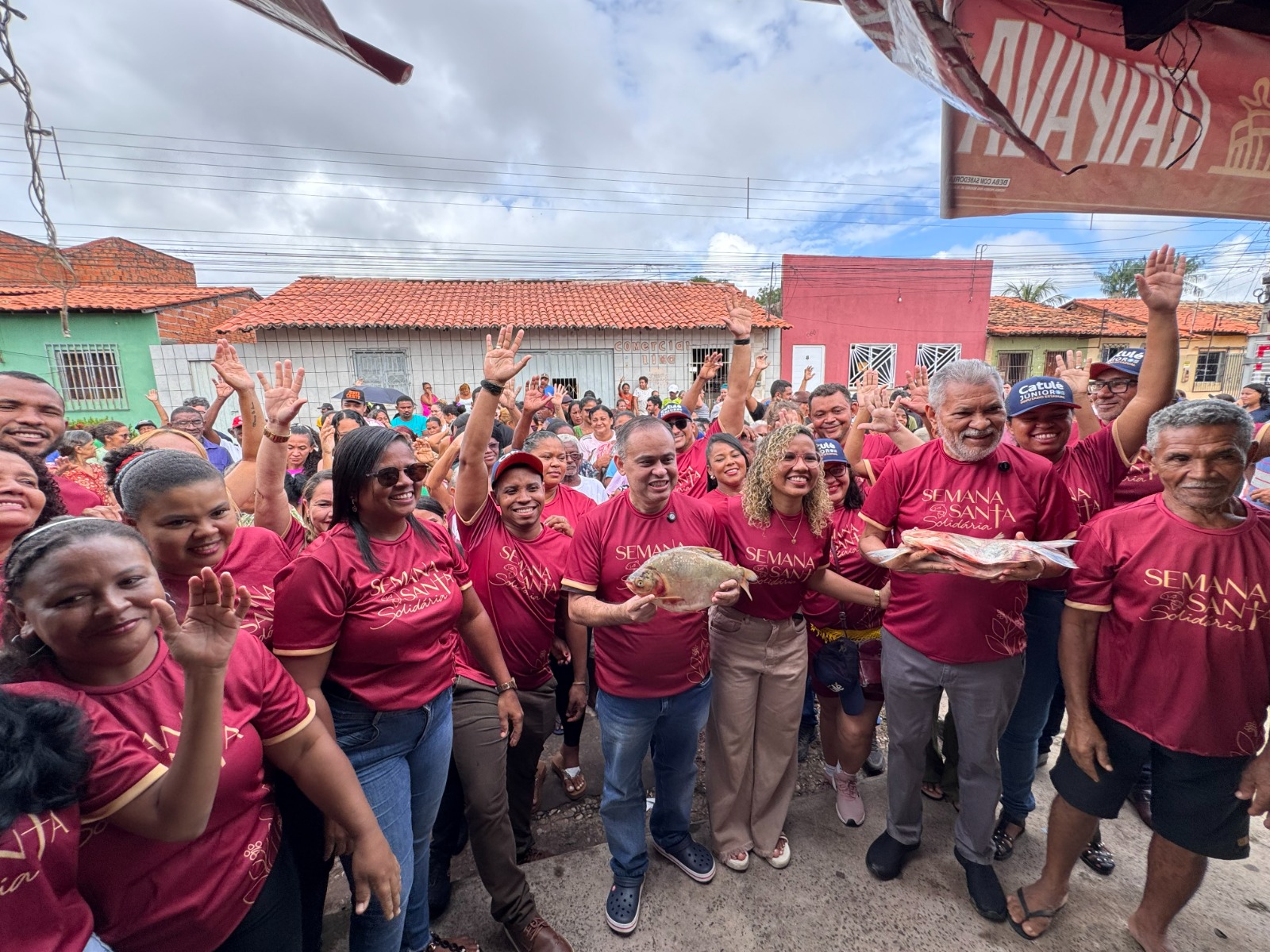 Catulé Júnior distribui mais de 6 toneladas de peixe em Caxias