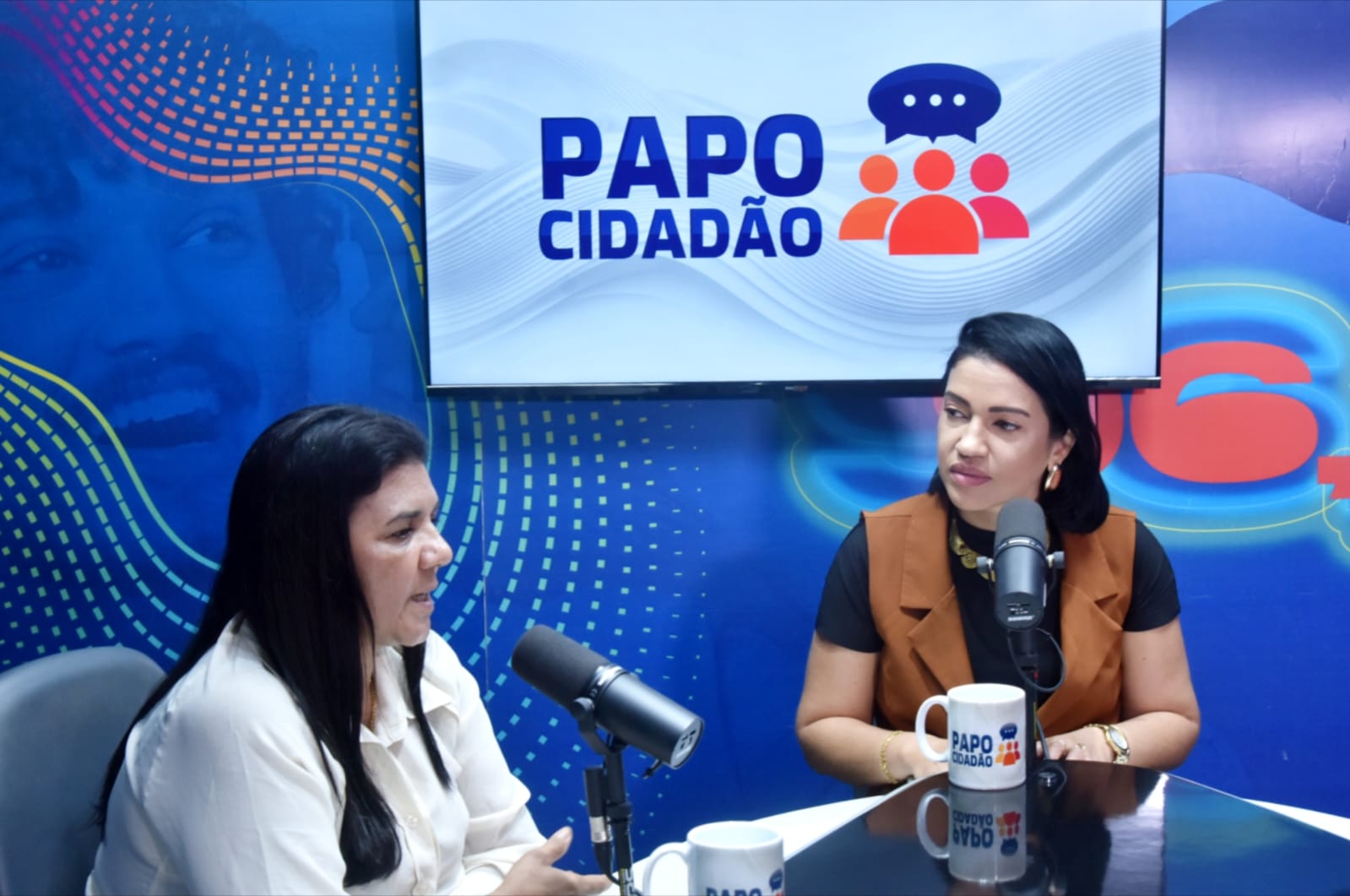 Programa Papo Cidadão aborda o autismo e a campanha Abril Azul